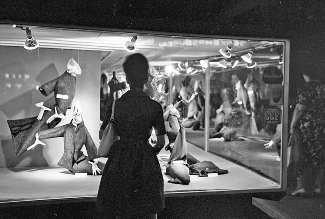 Wien, Schaufenster (Foto: Willy Pragher, Bild: Landesarchiv Baden-Württemberg, Staatsarchiv Freiburg, CC BY 4.0, 1961)