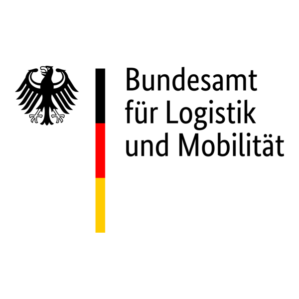 Bundesadler neben einem vertikalen Streifen in Schwarz-Rot-Gold mit der Beschriftung „Bundesamt für Logistik und Mobilität“.