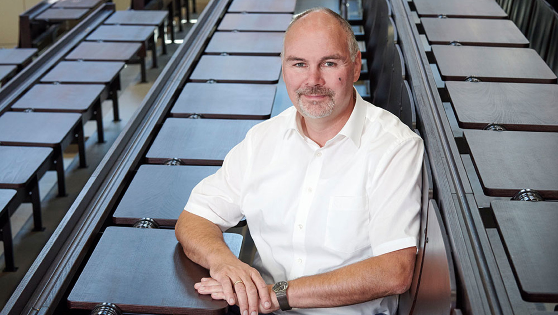 Porträtfoto von Prof. Dr.-Ing. Jörg Bagdahn