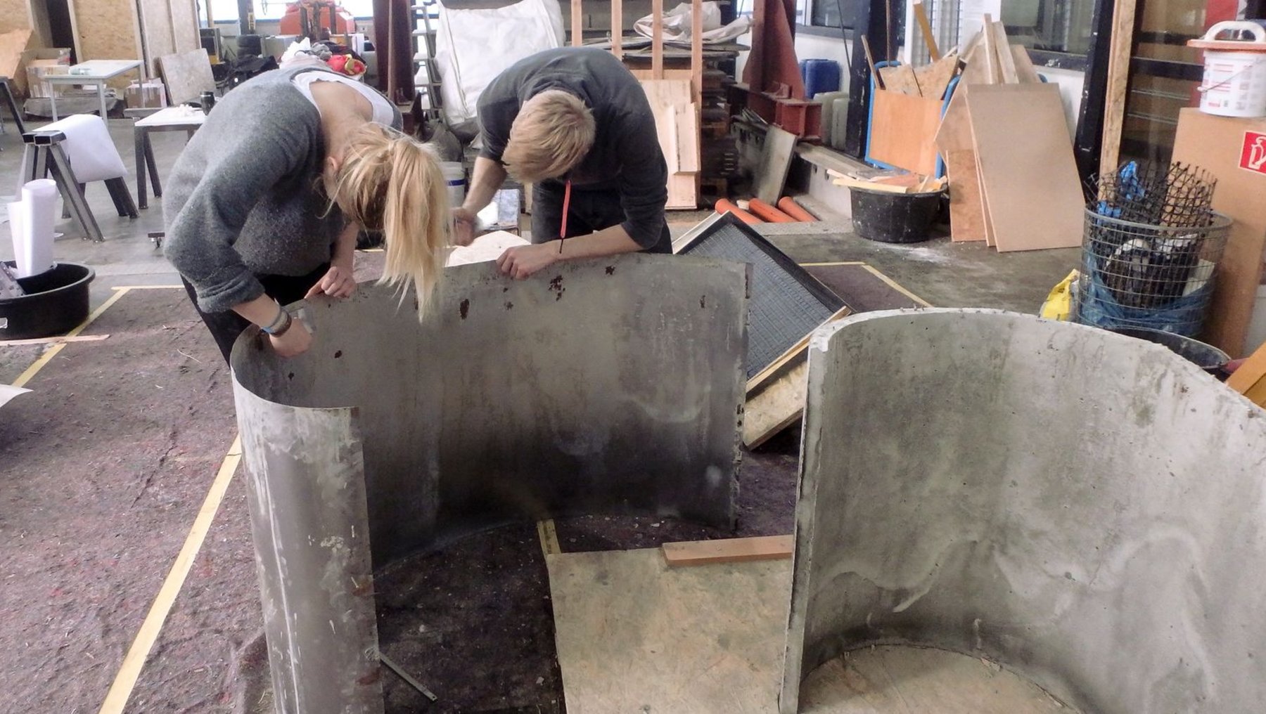 Arbeit an einer Schalung