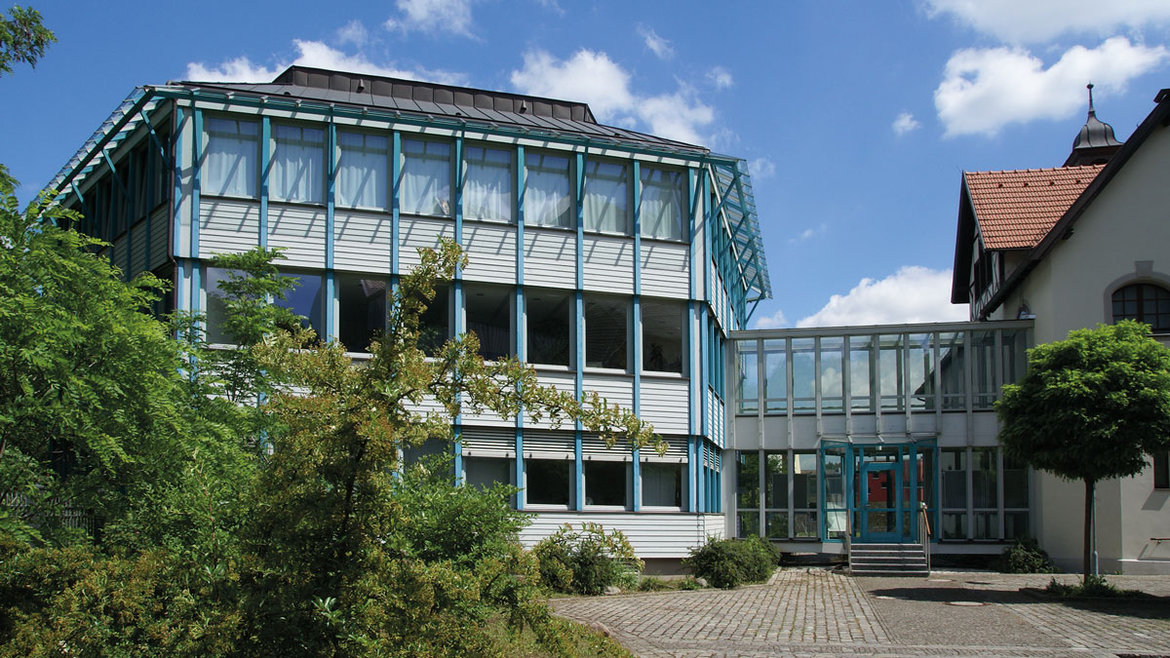 Indigo Gebäude am Kurhaus in Bernburg