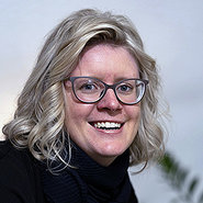 Porträtfoto von Stefanie Wehner