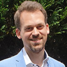 Porträtfoto von Dr. Niels Hellwig