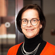 Porträtfoto von Prof. Dr. Uta Seewald-Heeg          