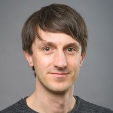 Porträtfoto von Prof. Dr. Johannes Tümler     