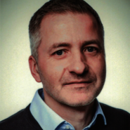 Porträtfoto von Prof. Dr. Alexander Lange