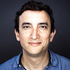 Porträtfoto von Prof. Alejandro Lecuna