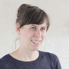 Porträtfoto von Julia Koepper