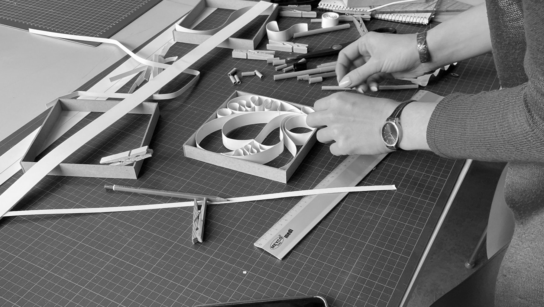 Doppelausstellung Feine Handarbeit - Feiner Strich