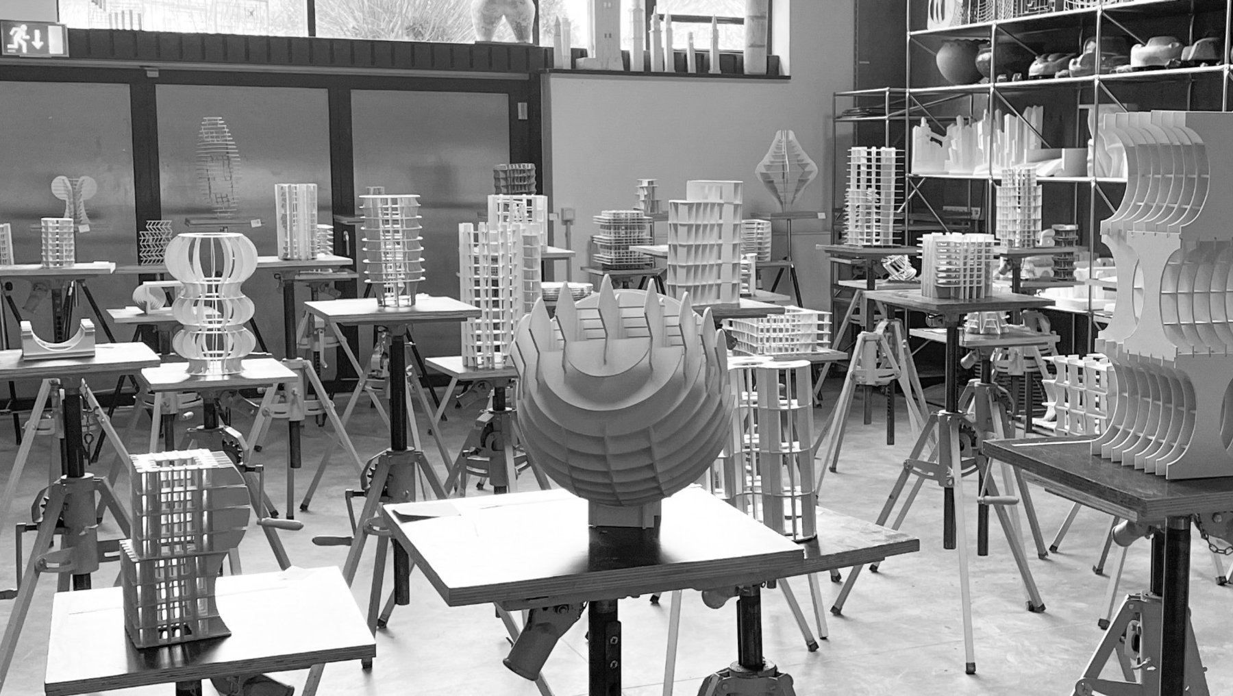 Doppelausstellung Feine Handarbeit - Feiner Strich